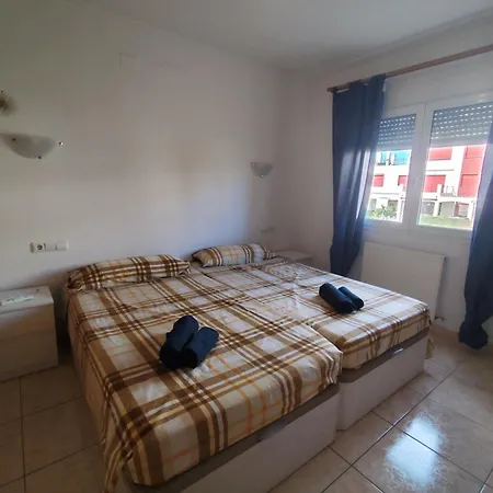 Apartman Adosado Con Piscina Marinas